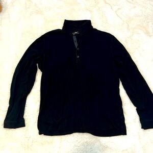Men’s black sweatshirt. Size M